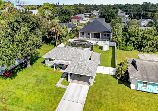 Photo 2 of Single family home for sale at 20416 Tappan Zee Dr, Port Charlotte, FL 33952 | MLS# C7531371 | Listing updated on 2026-10-28