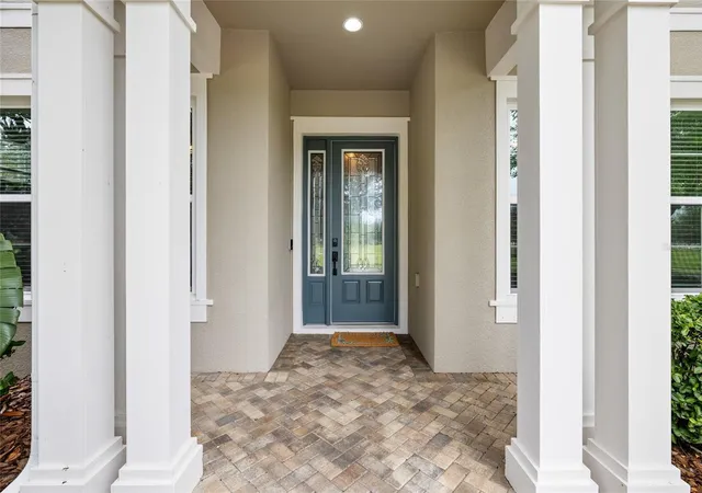 Photo 3 of Single family home for sale at 5914 Shell Ridge Dr, Lithia, FL 33547 | MLS# TB8553302 | Listing updated on 2026-10-02