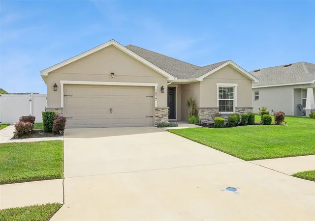 Photo 1 of Single family home for sale at 1017 Montgomery Ln, Polk City, FL 33868 | MLS# O6445939 | Listing updated on 2026-10-06