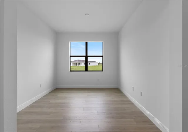 Photo 4 of Single family home for sale at 18373 Rockport Pl, Bradenton, FL 34211 | MLS# W7889924 | Listing updated on 2026-09-30