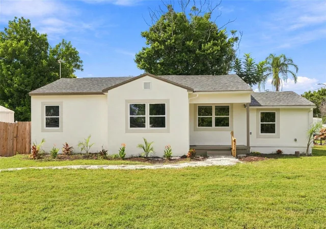 Photo 2 of Single family home for sale at 8474 Tobay Rd N, Saint Petersburg, FL 33702 | MLS# TB8553307 | Listing updated on 2026-10-22