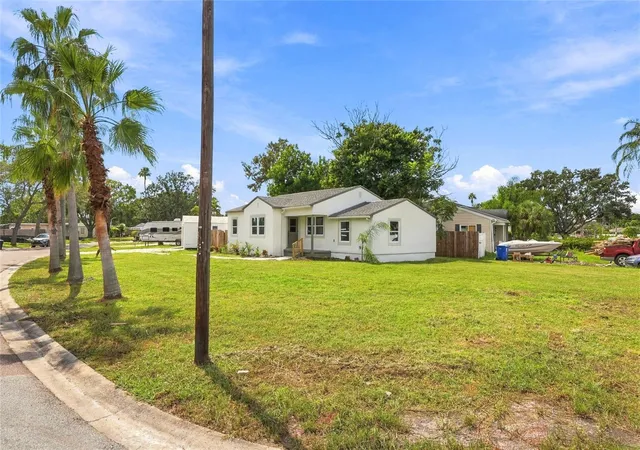 Photo 3 of Single family home for sale at 8474 Tobay Rd N, Saint Petersburg, FL 33702 | MLS# TB8553307 | Listing updated on 2026-10-22