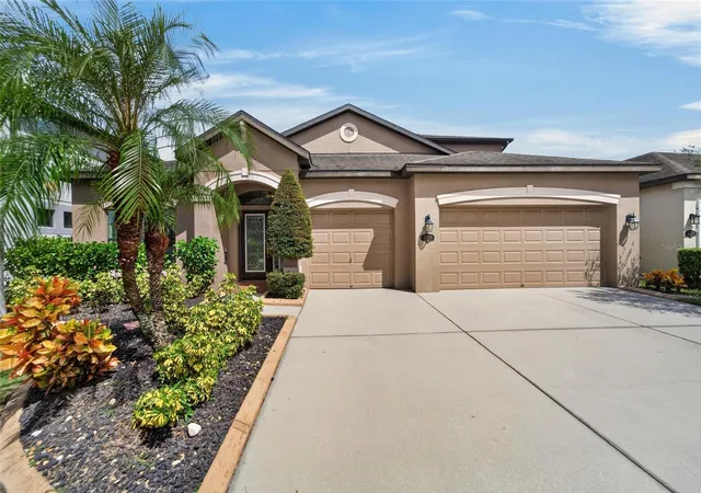 Single family home for sale at 11520 Scarlet Ibis Pl, RIVERVIEW, FL 33569 | MLS# TB8553308