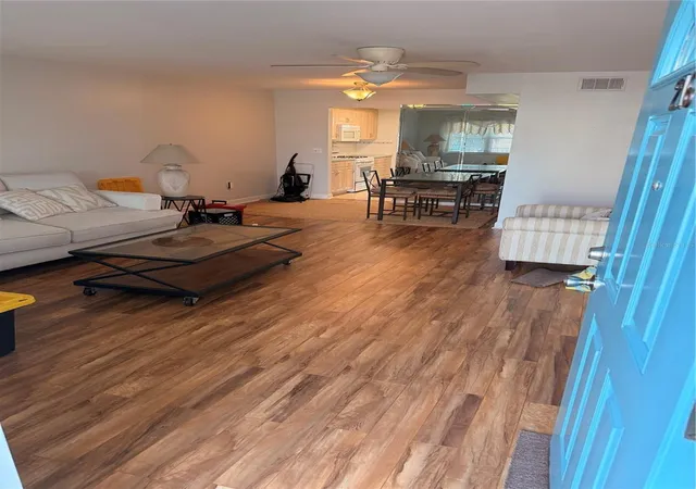 Photo 3 of Condo for sale at 1893 Shore Dr S #216, South Pasadena, FL 33707 | MLS# TB8553312 | Listing updated on 2026-10-01
