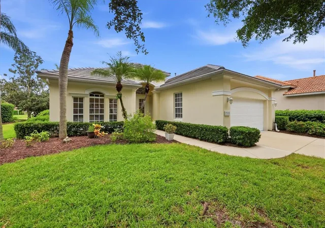 Photo 1 of Single family home for sale at 7319 Windemere Ln, University Park, FL 34201 | MLS# A4707857 | Listing updated on 2026-10-07