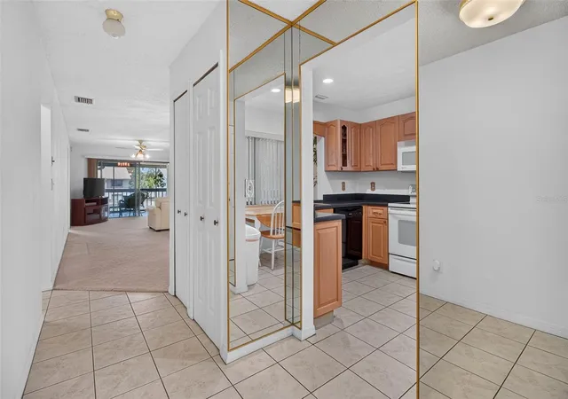 Photo 4 of Condo for sale at 725 83rd Avenue N #205, Saint Petersburg, FL 33702 | MLS# TB8553317 | Listing updated on 2026-10-02