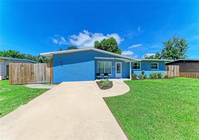 Single family home for sale at 2006 24th Avenue W, BRADENTON, FL 34205 | MLS# A4707860