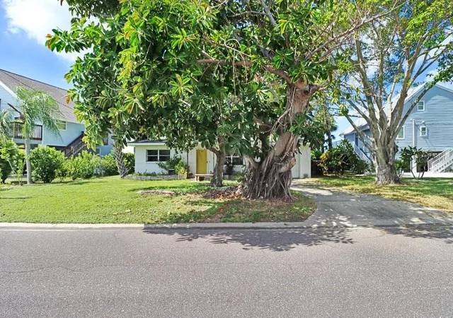 Photo 2 of Single family home for sale at 388 12th Avenue, Indian Rocks Beach, FL 33785 | MLS# TB8553322 | Listing updated on 2026-10-02