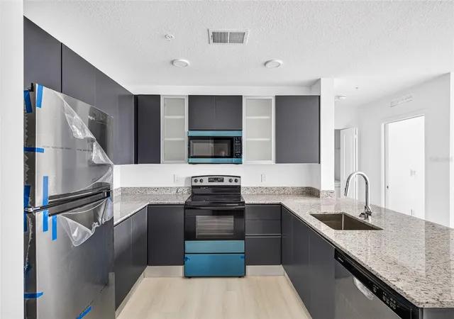 Photo 4 of Condo for sale at 5563 Millenia Park Blvd #517, Orlando, FL 32839 | MLS# O6445955 | Listing updated on 2026-09-30