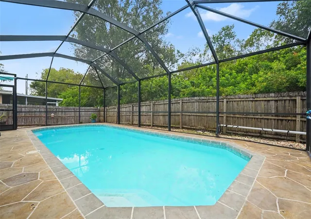 Photo 3 of Single family home for sale at 8064 Fawnridge Cir, Tampa, FL 33610 | MLS# TB8553325 | Listing updated on 2026-10-08
