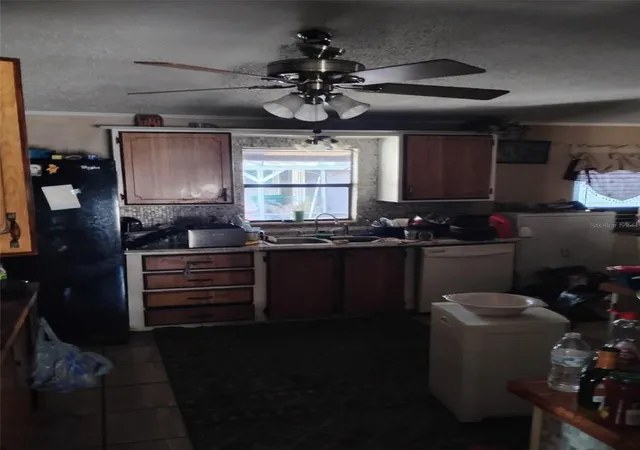 Photo 2 of Manufactured home for sale at 122 Pine Tree Dr, Debary, FL 32713 | MLS# A4707865 | Listing updated on 2026-10-07