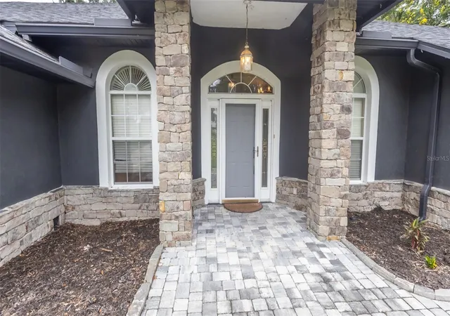 Photo 2 of Single family home for sale at 241 Se 5th Avenue, Melrose, FL 32666 | MLS# GC543864 | Listing updated on 2026-09-30