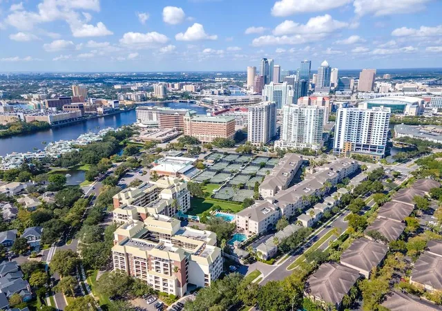 Photo 2 of Condo for sale at 1002 S Harbour Is Blvd #1302, Tampa, FL 33602 | MLS# TB8553329 | Listing updated on 2026-10-08