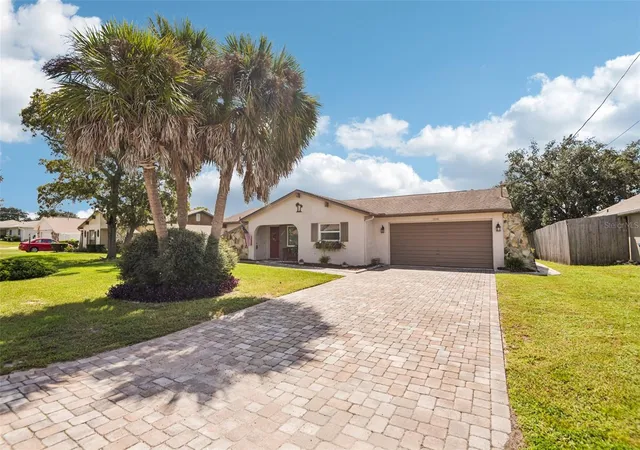 Photo 3 of Single family home for sale at 12240 Katherwood St, Spring Hill, FL 34608 | MLS# TB8553330 | Listing updated on 2026-10-02