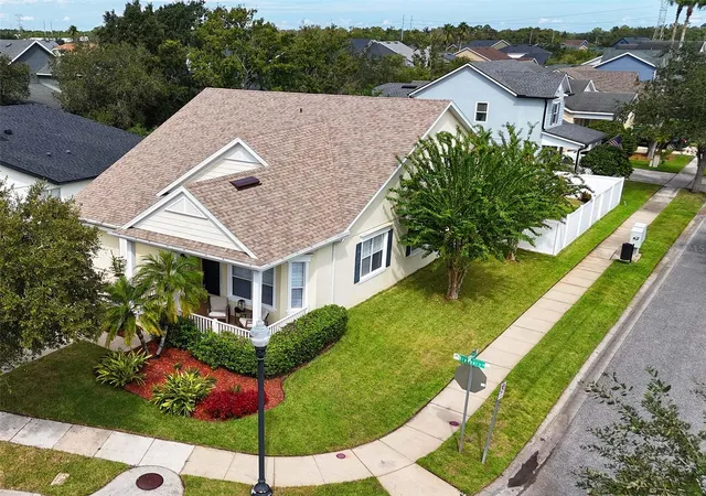 Photo 1 of Single family home for sale at 14167 Bradbury Rd, Orlando, FL 32828 | MLS# O6445961 | Listing updated on 2026-10-04