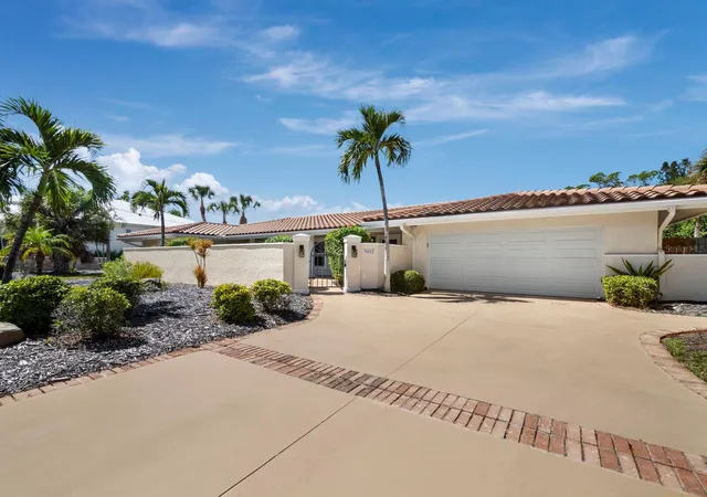 Photo 1 of Single family home for sale at 5012 Higel Ave, Sarasota, FL 34242 | MLS# A4707867 | Listing updated on 2026-10-22