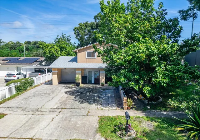 Photo 1 of Single family home for sale at 7003 Summerbridge Dr, Tampa, FL 33634 | MLS# TB8553338 | Listing updated on 2026-10-02