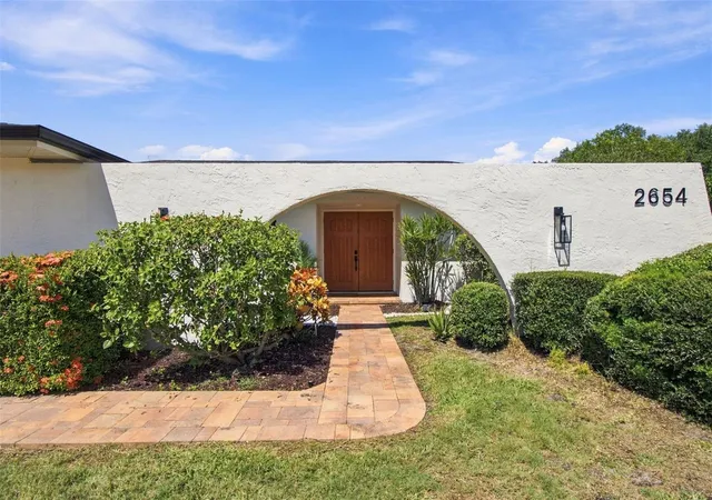 Photo 2 of Single family home for sale at 2654 Augusta Dr N, Clearwater, FL 33761 | MLS# TB8553340 | Listing updated on 2026-10-04