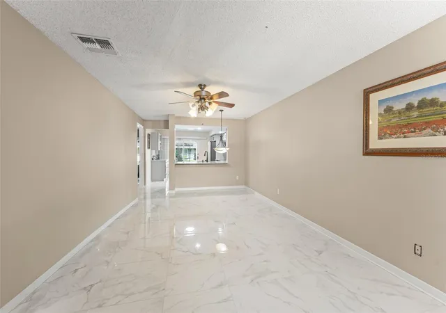 Photo 4 of Townhouse for sale at 1285 Heritage Ln, Orlando, FL 32807 | MLS# O6445983 | Listing updated on 2026-10-02