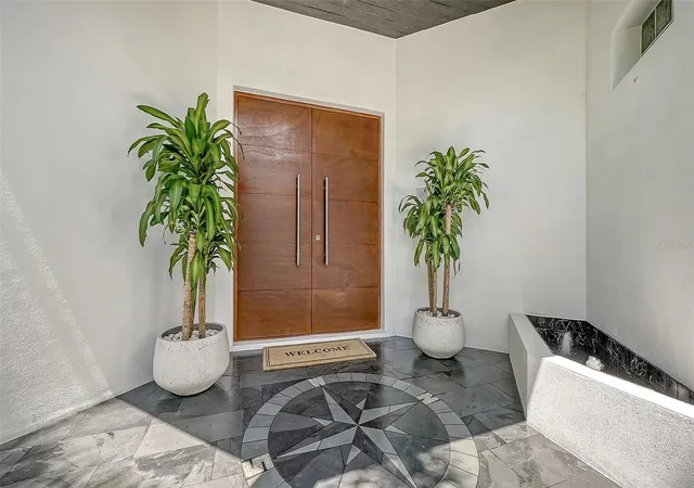 Photo 3 of Single family home for sale at 3718 Sandspur Ln, Nokomis, FL 34275 | MLS# A4707874 | Listing updated on 2026-10-03