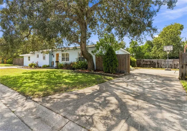 Photo 1 of Single family home for sale at 801 51st Avenue S, Saint Petersburg, FL 33705 | MLS# D6148979 | Listing updated on 2026-10-12