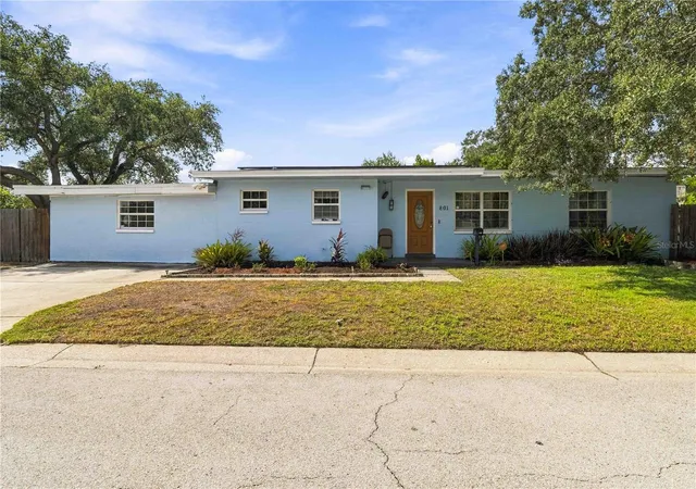 Photo 2 of Single family home for sale at 801 51st Avenue S, Saint Petersburg, FL 33705 | MLS# D6148979 | Listing updated on 2026-10-12