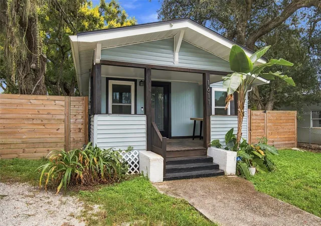 Photo 3 of Single family home for sale at 1611 E Genesee St, Tampa, FL 33610 | MLS# TB8553349 | Listing updated on 2026-10-25
