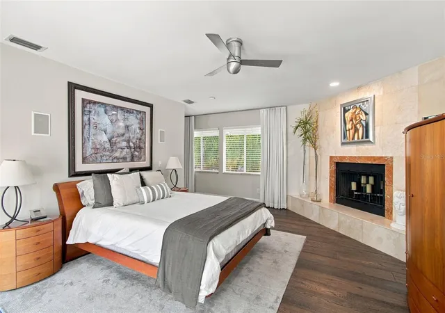 Photo 4 of Single family home for sale at 2718 W Price Ave, Tampa, FL 33611 | MLS# TB8553353 | Listing updated on 2026-10-15