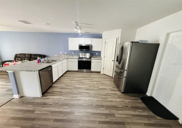 Photo 4 of Single family home for sale at 12020 Pine Warbler Ave, Brooksville, FL 34614 | MLS# W7889927 | Listing updated on 2026-09-30