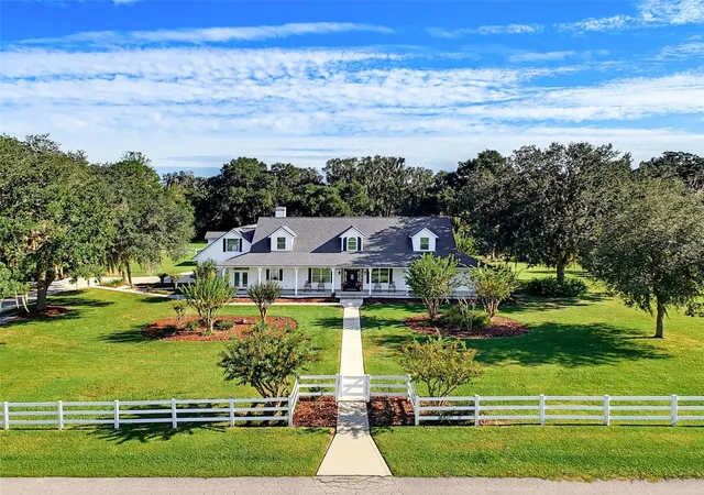 Photo 1 of Single family home for sale at 22550 Highway 441 N, Micanopy, FL 32667 | MLS# C7531379 | Listing updated on 2026-10-29