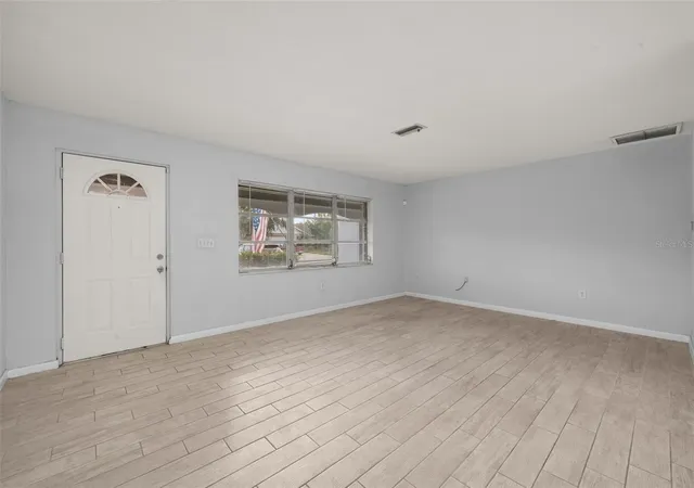 Photo 4 of Single family home for sale at 259 Cumquat Rd NW, Lake Placid, FL 33852 | MLS# P4940031 | Listing updated on 2026-09-30