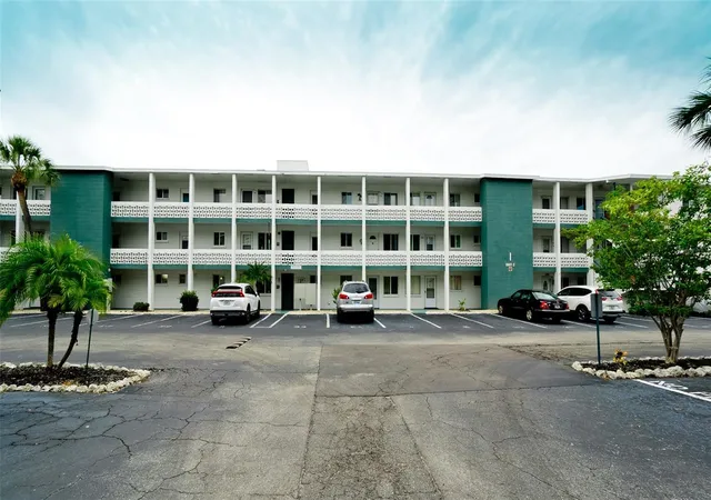 Condo for sale at 5885 Welcome Rd #I3, BRADENTON, FL 34207 | MLS# A4707884