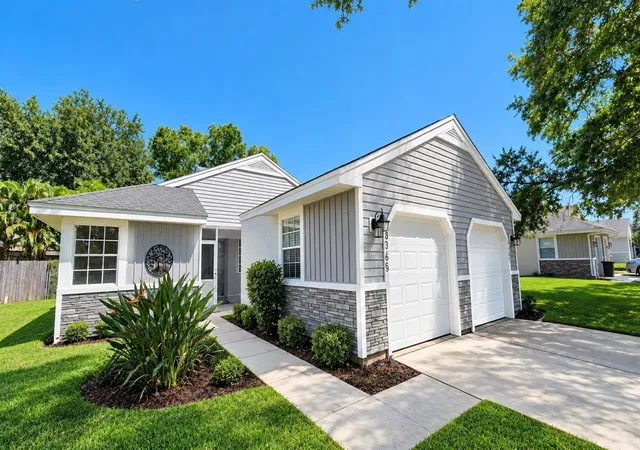 Photo 1 of Single family home for sale at 3165 Phlox Dr, Palm Harbor, FL 34684 | MLS# TB8553361 | Listing updated on 2026-09-30