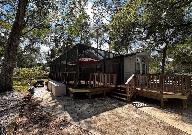 Photo 3 of Manufactured home for sale at 14195 Ne 252nd Court Rd #109, Fort Mc Coy, FL 32134 | MLS# OM733114 | Listing updated on 2026-10-01