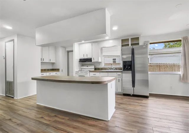 Photo 3 of Single family home for sale at 5675 S Sandalwood Way, Floral City, FL 34436 | MLS# TB8553364 | Listing updated on 2026-10-08