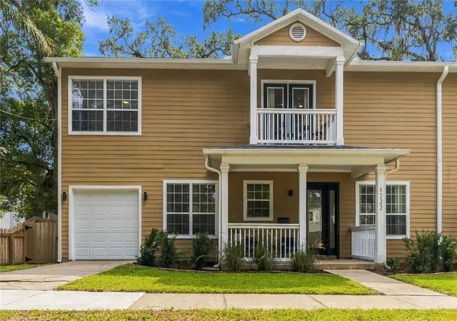 Photo 1 of Single family home for sale at 1222 Noble Pl, Orlando, FL 32801 | MLS# O6445995 | Listing updated on 2026-10-08