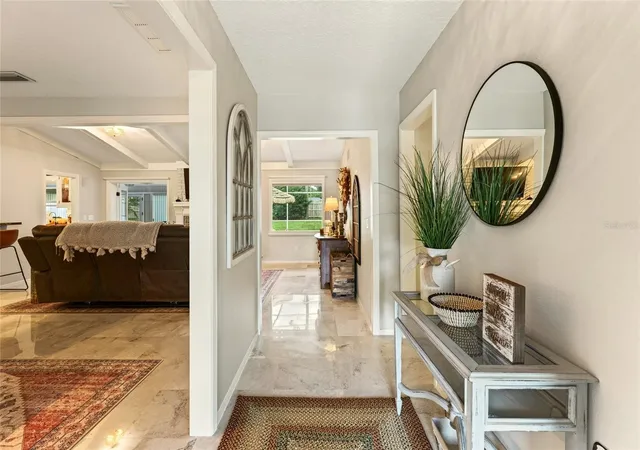 Photo 2 of Single family home for sale at 109 Laurel Oak Dr, Longwood, FL 32779 | MLS# O6445997 | Listing updated on 2026-10-09