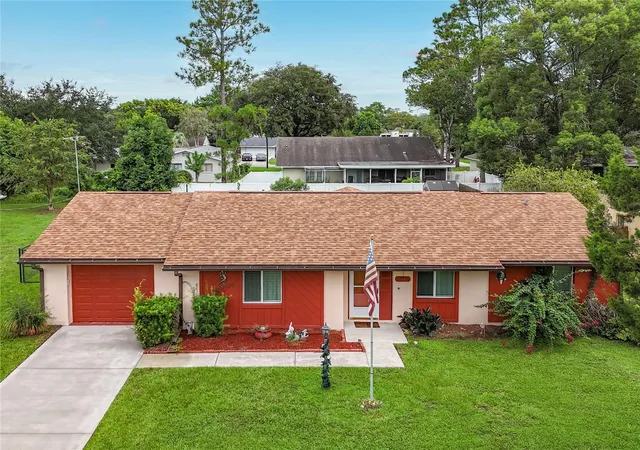 Photo 2 of Single family home for sale at 139 Beechwood Ln, Palm Coast, FL 32137 | MLS# FC321780 | Listing updated on 2026-10-04