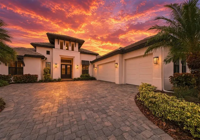 Photo 1 of Single family home for sale at 764 Crosswind Ave, Sarasota, FL 34240 | MLS# A4707888 | Listing updated on 2026-10-20