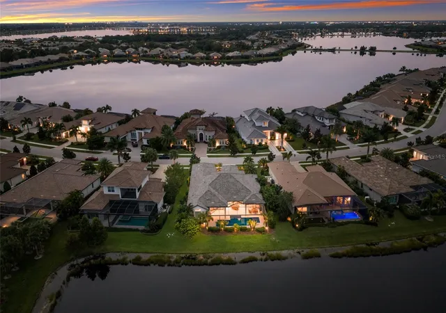 Photo 26 of Single family home for sale at 764 Crosswind Ave, SARASOTA, FL 34240 | MLS# A4707888 | Listing updated on 2026-10-16