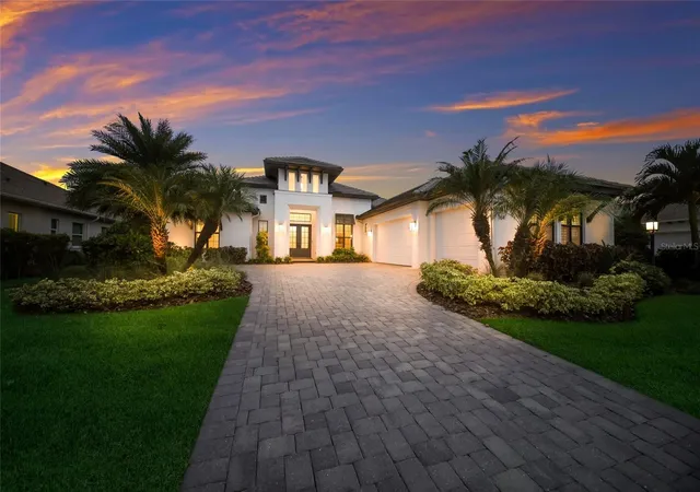 Photo 2 of Single family home for sale at 764 Crosswind Ave, Sarasota, FL 34240 | MLS# A4707888 | Listing updated on 2026-10-08