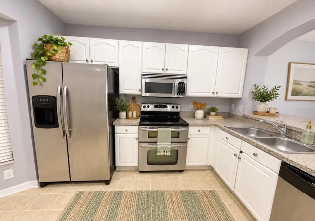 Photo 3 of Townhouse for sale at 12307 Foxmoor Peak Dr, Riverview, FL 33579 | MLS# TB8553378 | Listing updated on 2026-09-30
