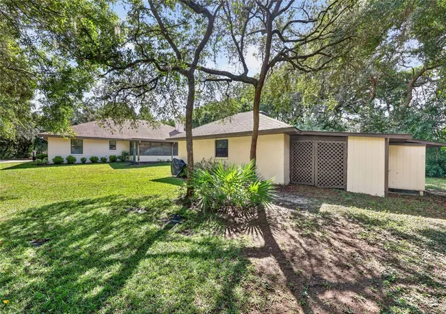 Photo 4 of Single family home for sale at 3450 SW 52nd Terrace, Ocala, FL 34474 | MLS# OM733120 | Listing updated on 2026-10-02