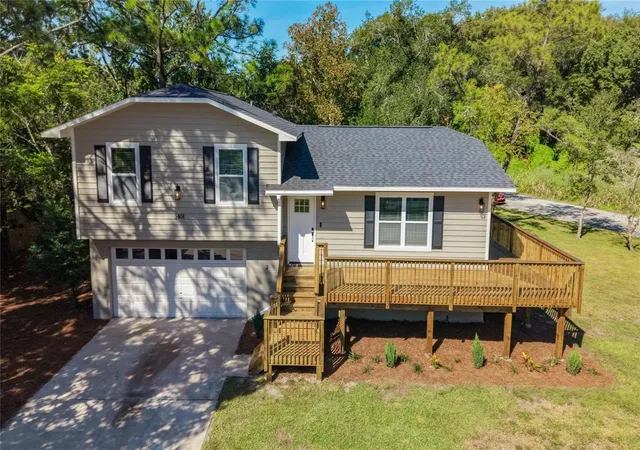 Photo 4 of Single family home for sale at 3401 Seminole Ave, Oviedo, FL 32765 | MLS# O6446002 | Listing updated on 2026-09-30