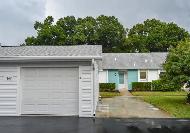 Photo 3 of Single family home for sale at 1109 Tartan Dr #B, Palm Harbor, FL 34684 | MLS# TB8553383 | Listing updated on 2026-10-02