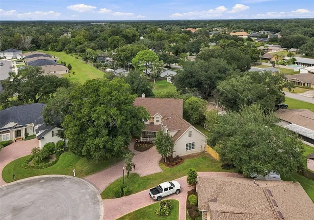 Photo 3 of Single family home for sale at 7103 Twelve Oaks Dr, Lakeland, FL 33813 | MLS# O6446004 | Listing updated on 2026-10-06