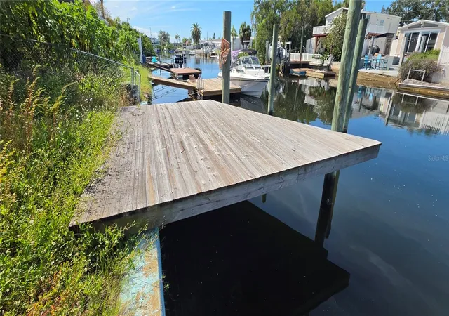 Photo 3 of Manufactured home for sale at 13115 Ballast Ct, Hudson, FL 34667 | MLS# W7889932 | Listing updated on 2026-10-05