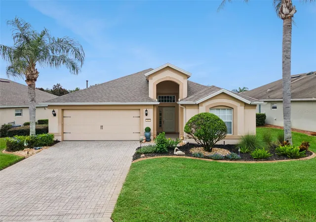 Photo 1 of Single family home for sale at 533 Arena Dr, Davenport, FL 33837 | MLS# O6446005 | Listing updated on 2026-10-06