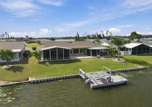 Photo 2 of Single family home for sale at 1615 Bunker Hl Dr, Sun City Center, FL 33573 | MLS# W7889933 | Listing updated on 2026-10-29