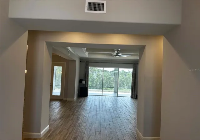 Photo 3 of Single family home for sale at 17710 Palm View Cir, Mount Dora, FL 32757 | MLS# G5118422 | Listing updated on 2026-10-06